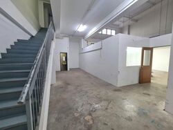 E9 Premium (D27), Factory #553564931